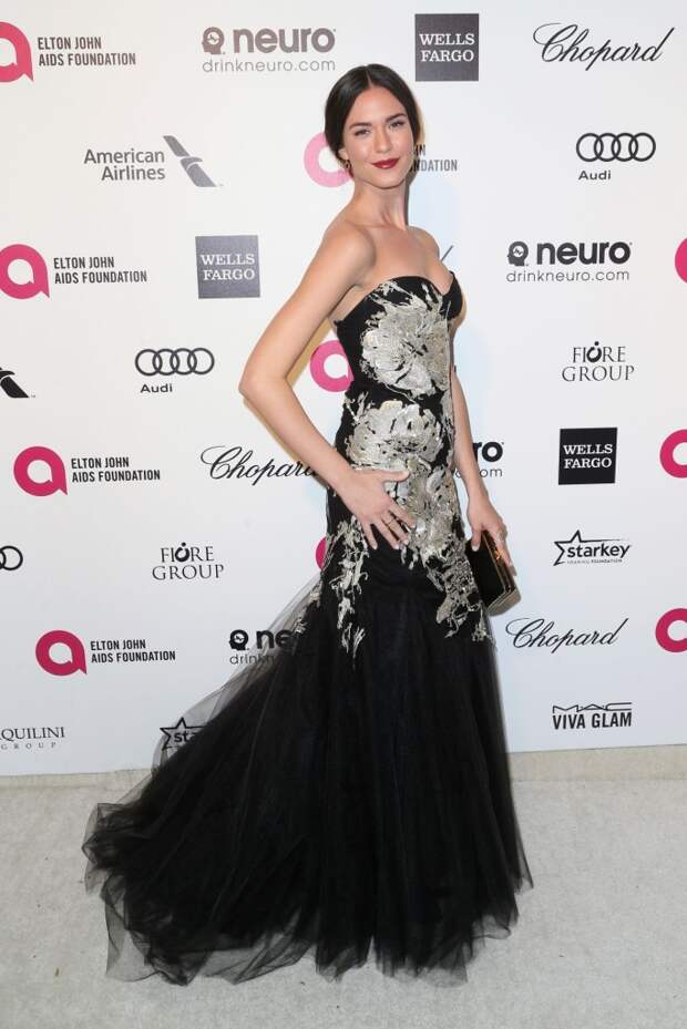 odette-annable-2015-elton-john-aids-foundation-s-oscar-viewing-party-in-hollywood_6