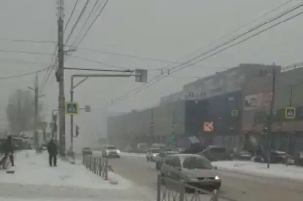 Москвичей предупредили о шторме и снегопаде