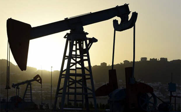 Нефть обвалилась более чем на 6% на новостях о Brexit