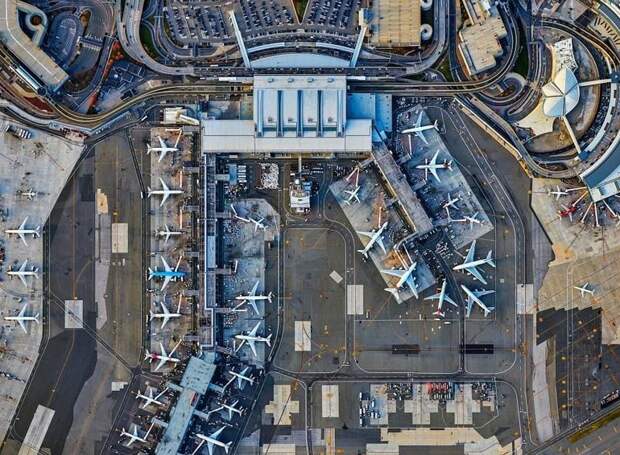 Международный аэропорт имени Джона Кеннеди - крупнейший международный аэропорт в США, расположенный в районе Куинс, Нью-Йорк аэрофотосъемка, город, лос-анджелес, мегаполис, мир, нью-йорк, фото