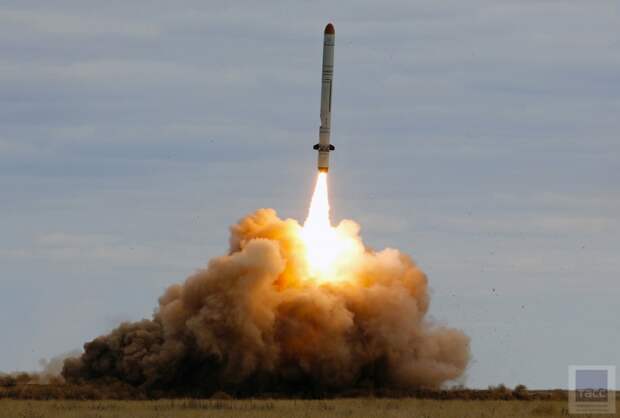 В РФ создается встроенная в ракету система РЭБ, имитирующая массированный ракетный удар