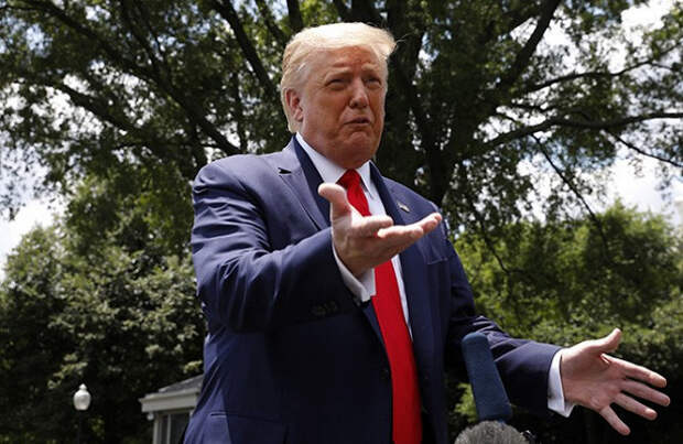 Скандальная книга племянницы Трампа бьёт рекорды продаж