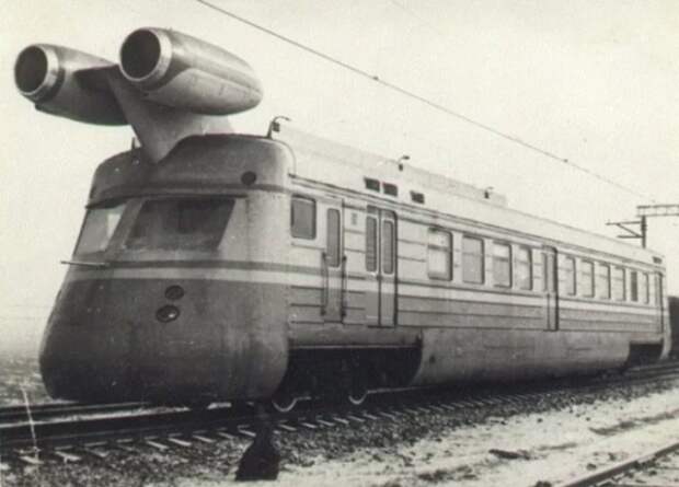 Перед советскими учеными стояла задача разработать поезд с реактивным двигателем / Фото: soloha.cx.ua