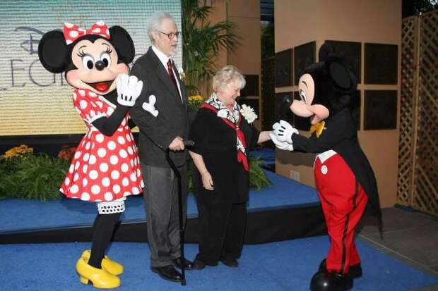 Minnie Mouse, Disney Legend Honoree Wayne Allwine, his wife Disney Legend Honoree Russi Taylor, and Mickey Mouse attend the Walt Disney Legends Ceremoni at the Walt Disney Studios on October 13, 2008 in Burbank, California.