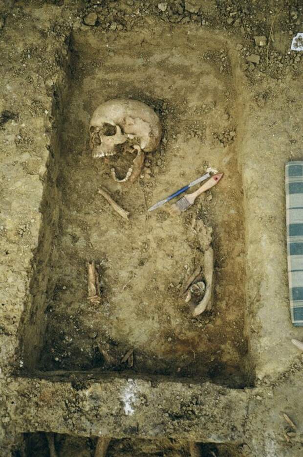 Археологи обнаружили массовое захоронение XVII века в нижегородском кремле