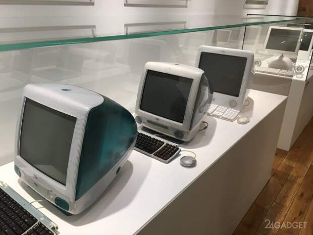 У чехов появился собственный музей продукции Apple (43 фото)