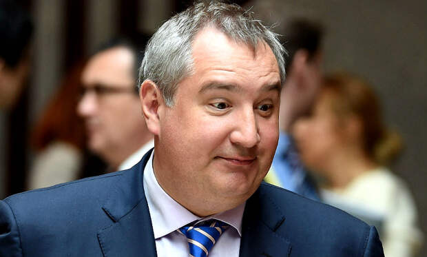 Рогозин призвал японцев совершить харакири и успокоиться