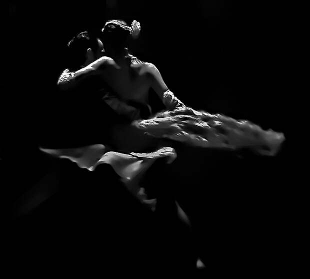http://foto.infan.ru/img/f/19/T/Tango_II_by_sedats.jpg