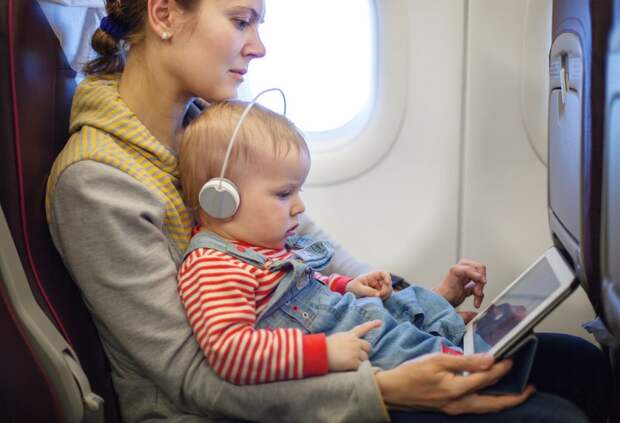 перевозка детей в самолете