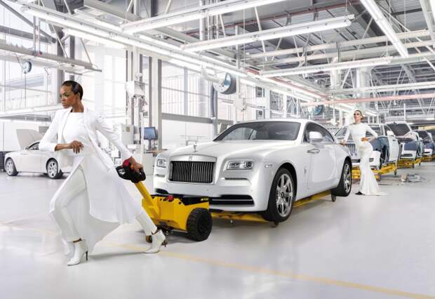 Rolls-Royce_Wraith_Inspired_by_Fashion_8