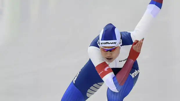 Фаткулина завоевала золото на этапе КМ по конькобежному спорту