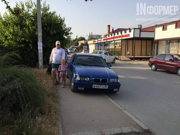В Севастополе ждут смерти ребёнка под колёсами? (фото)