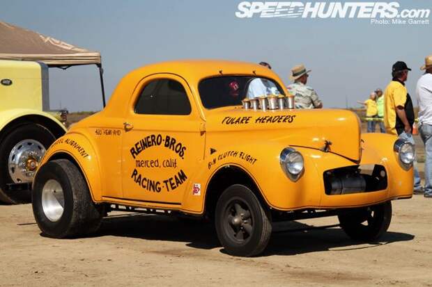 Hot-rod гонки на заброшенном аэродроме в Калифорнии (60 фото)