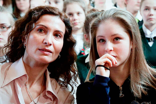 Этери Тутберидзе и Юлия Липницкая. Фото: Валерий Шарифулин/ТАСС