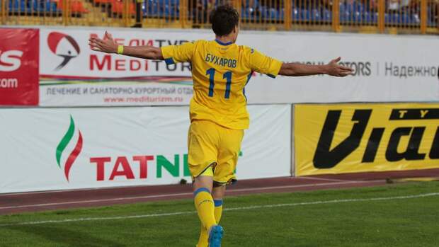 Сегодня. Казань. "Рубин" – "Ростов" – 0:3. Автор дубля нападающий гостей Александр БУХАРОВ.