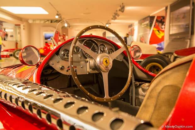 Музей Феррари в Модене Музей Феррари в Модене ferrari, Модена, авто, автомузей, музей