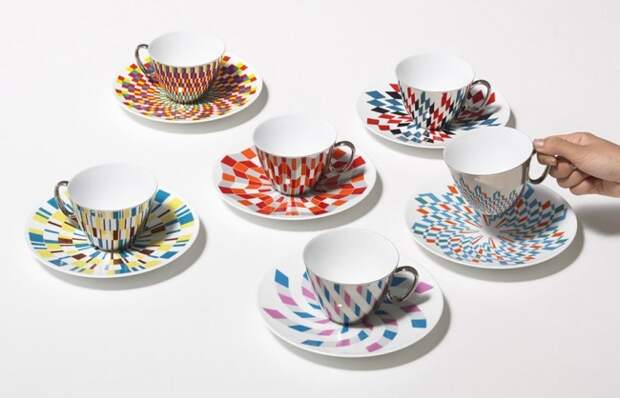 18355-R3L8T8D-650-14412660-R3L8T8D-650-waltz-saucer-cup-pattern-reflection-design-d-bros-1
