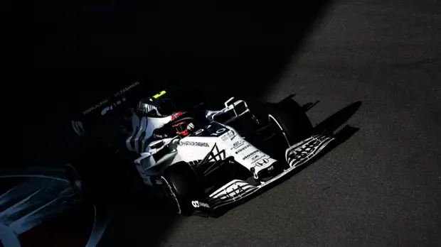 Гасли показал лучшее время в третьей свободной практике на Гран-при Турции