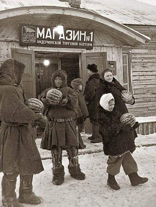 Редкие архивные кадры из прошлого