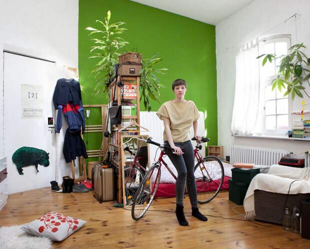 Celine Van de Velde, 22 — Berlin, Germany