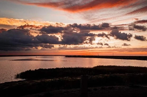 Тела двух рыбаков нашли в Азовском море у берегов Крыма