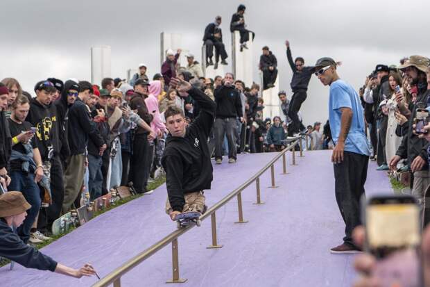 Российский скейтбордист Лаллав примет участие в чемпионате мира под своим флагом