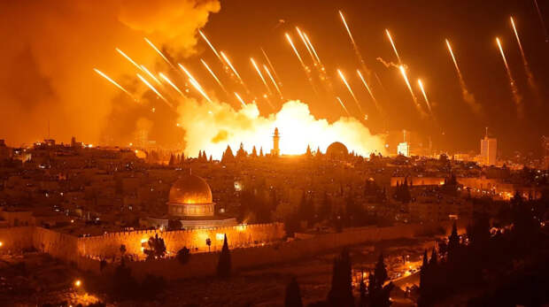 Иран атаковал небоскреб с военными США в Бахрейне — кадры