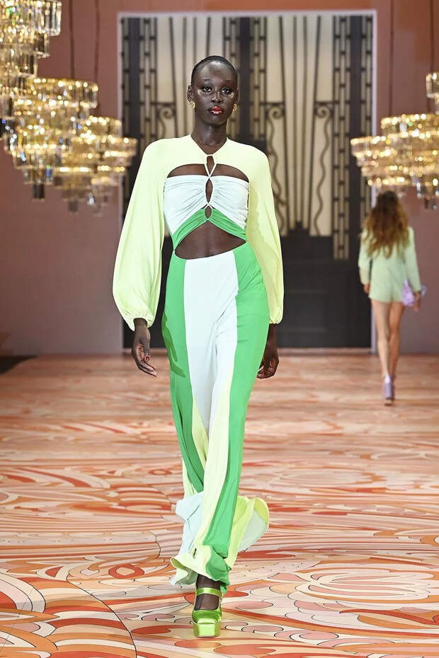 Alice Mccall Resort 22 6 Alice Mccall Resort 22 Collections 6