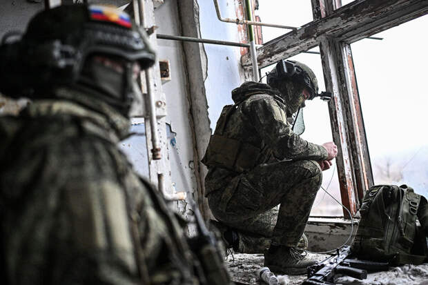 Командующий группировкой "Запад": ВС РФ контролируют все районы Купянска