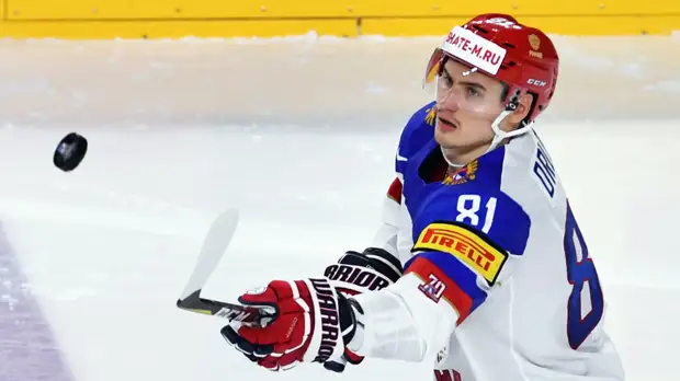 Российский хоккеист Орлов не согласен с присвоением звания ЗМС футболистам сборной России