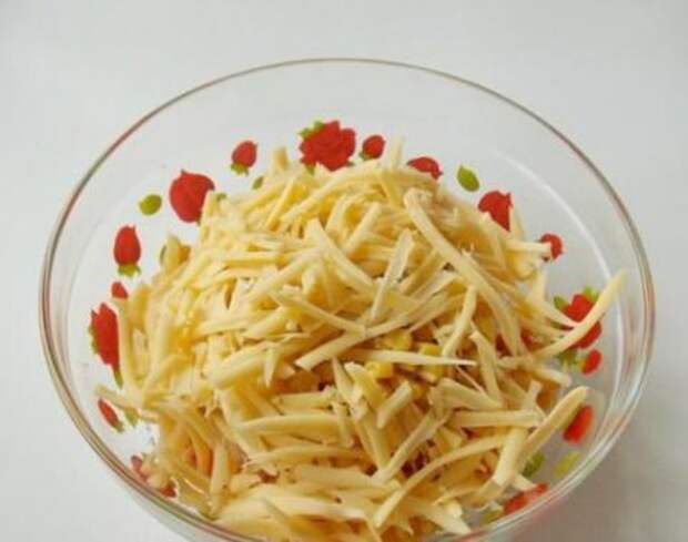 Салат с крабовыми палочками и ананасами. 
