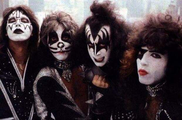 Kiss, 1976 год