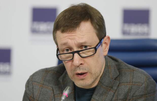 Политолог Алексей Чеснаков