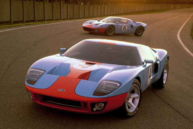 Этюд в синих тонах. Краткая история противостояния Ford и Ferrari Этюд в синих тонах. Краткая история противостояния Ford и Ferrari