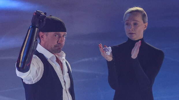 Роман Костомаров выйдет на лед барнаульской "Титов Арены"