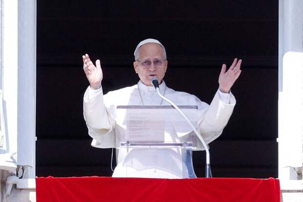 Папа Римский обратился с просьбой из-за Трампа