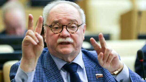 Режиссером Владимиром Бортко одобрено возвращение Серебрякова из Канады в Россию Режиссером Владимиром Бортко одобрено возвращение Серебрякова из Канады в Россию