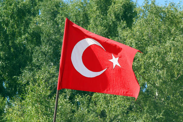 Безэкипажный катер заметили на турецком побережье Черного моря