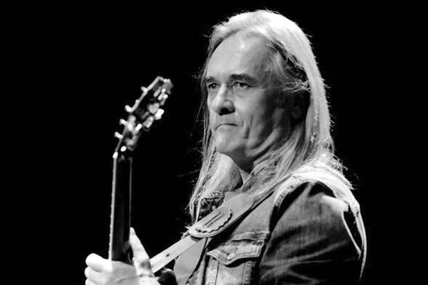 Экс-гитарист группы "Любэ" Юрий Рыманов скончался на 70-м году жизни