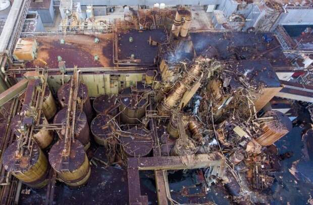 Фабрика по производству туалетной бумаги уничтожена огромным взрывом