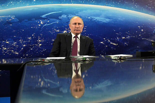 Путин сделал вторую прививку от коронавируса