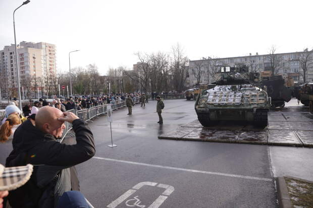 Танки «Abrams» и машины «Bradley»: что можно увидеть на выставке военных трофеев в Петербурге