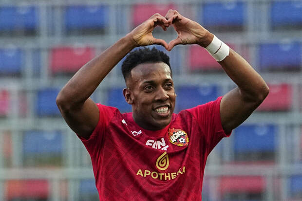 Тренер ЦСКА Экспозито прокомментировал отстранение защитника Мойзеса