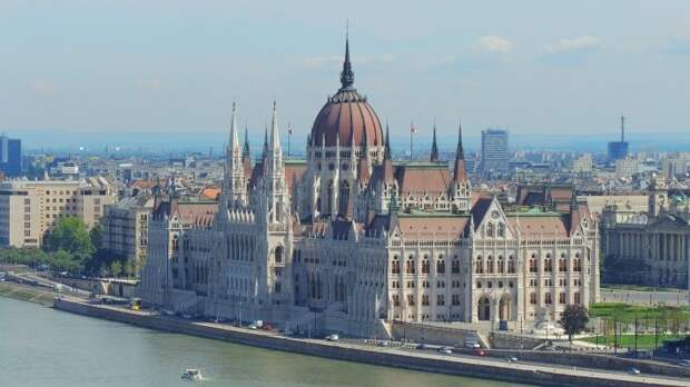 Будапешт ведет нетипичную для Евросоюза самостоятельную политику