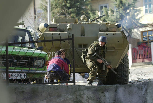 «Последняя вспышка насилия» 25 лет назад начался первый европейский конфликт XXI века. Как война в Македонии изменила Балканы?