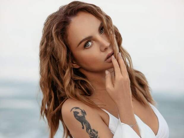 «Могла уйти одна бродить ночами»: МакSим о переходном возрасте