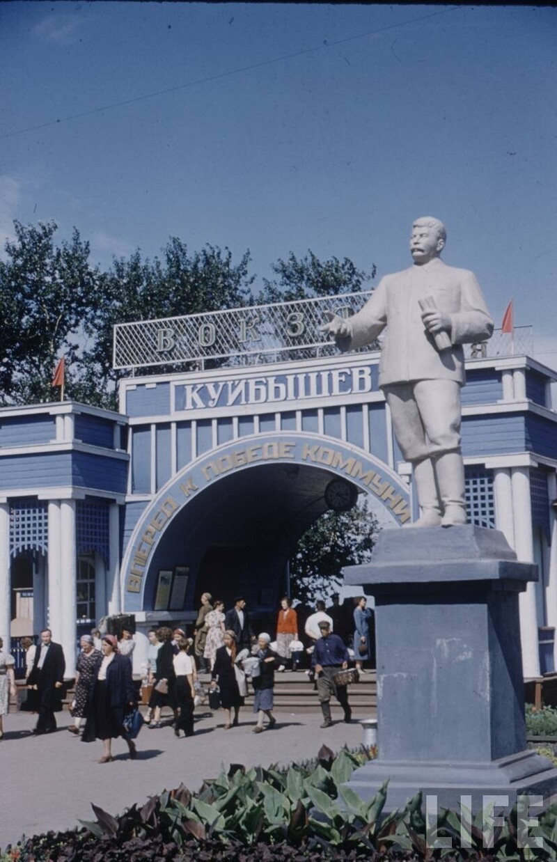Путешествие Говарда Сохурека по Волге в 1958 году