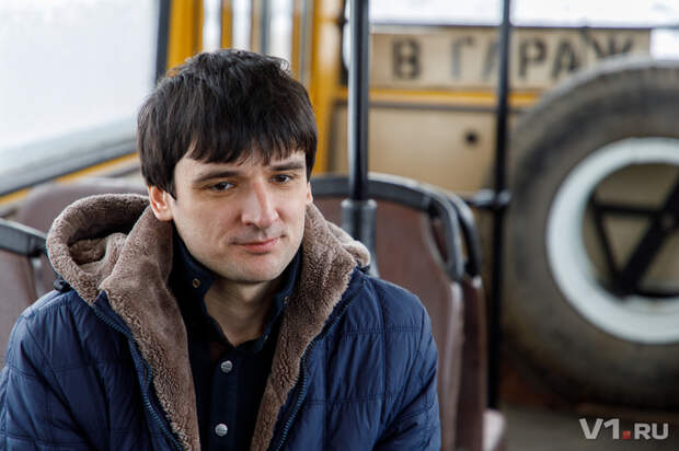 Волгоградец дал вторую жизнь списанному со счетов «Икарусу» автобус, Волгоград, икарус, желтый, транспорт, мечта, мечтатель, длиннопост