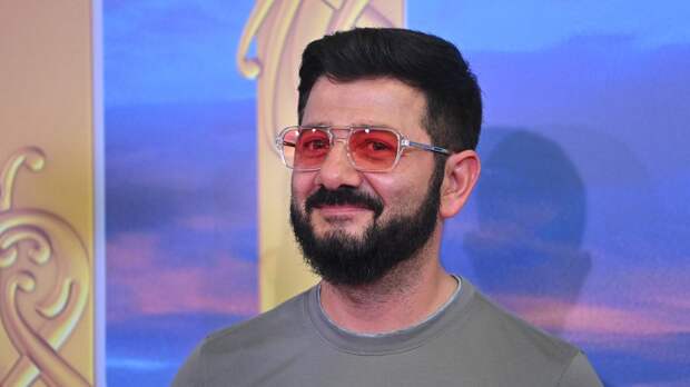 Разлад со Светлаковым, громкий развод и мнение об СВО: где сейчас Галустян