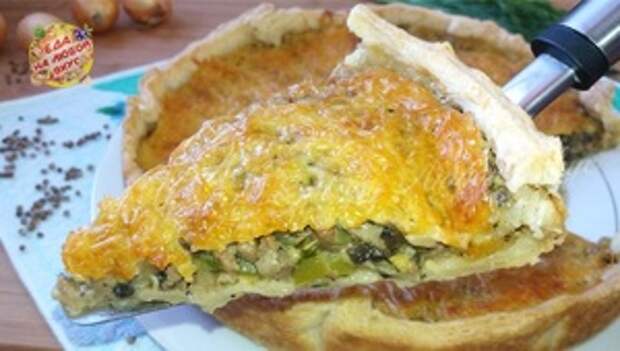 Фото к рецепту: Сочный Пирог на скорую руку Фото к рецепту: Сочный Пирог на скорую руку